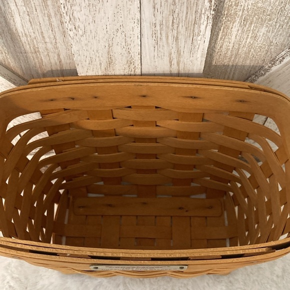 Longaberger 1998 Edition Dresden Tour Basket - Picture 3 of 14